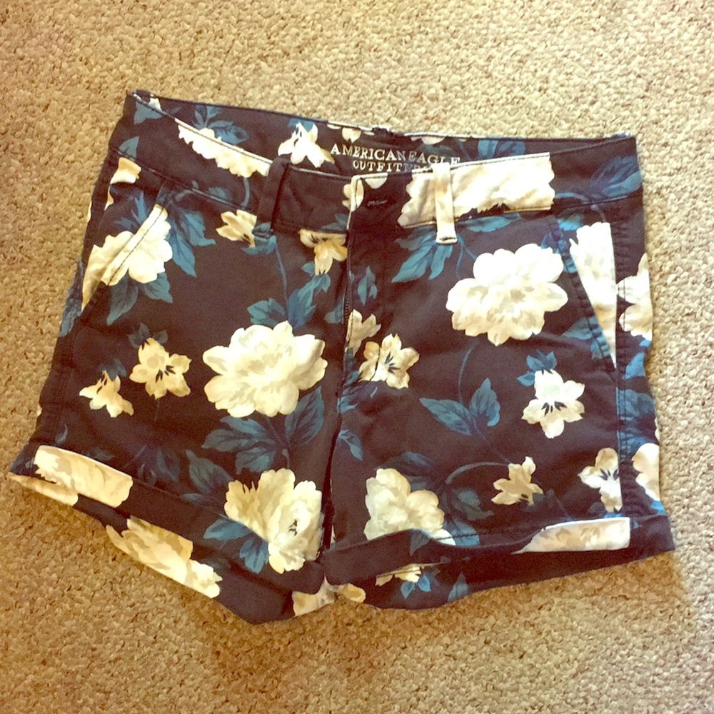 American Eagle Floral Shorts